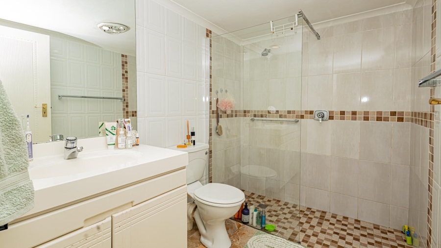 3 Bedroom Property for Sale in Plattekloof Western Cape